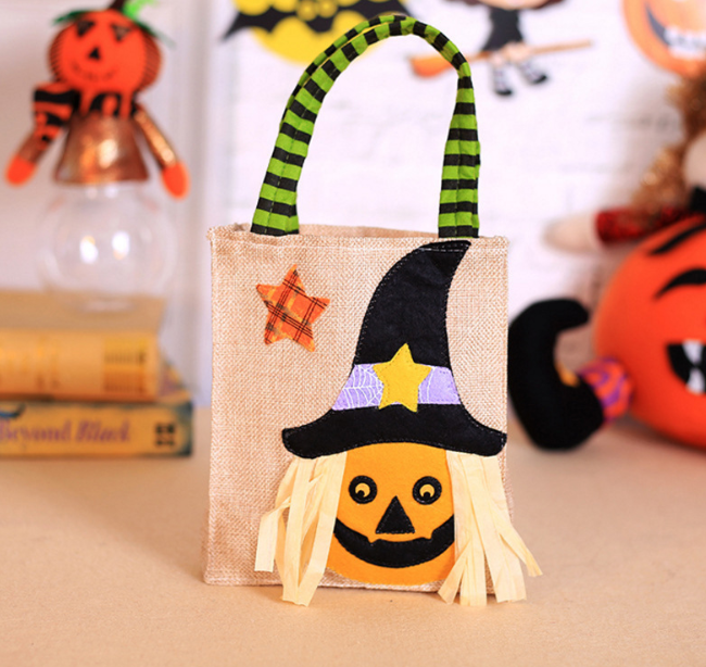 Halloween Decoration Trick or Treat Tote Candy Sacks Bags  for Kids